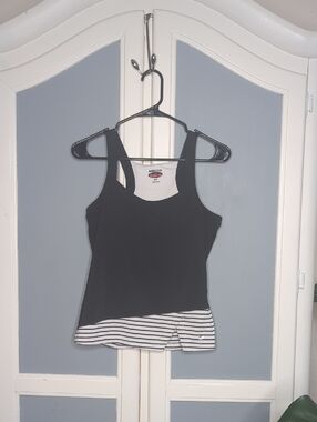 bolle Black Tank with White Striped Hem Medium Tennis/Pickleball